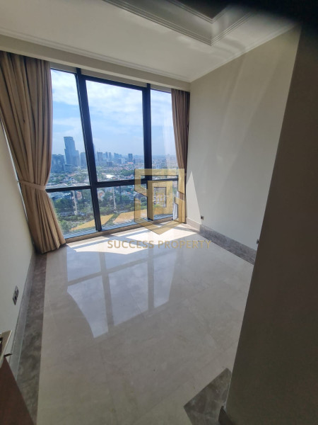 District 8 Tower Infinity High Floor