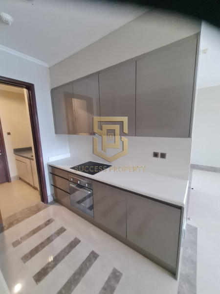 District 8 Tower Infinity High Floor