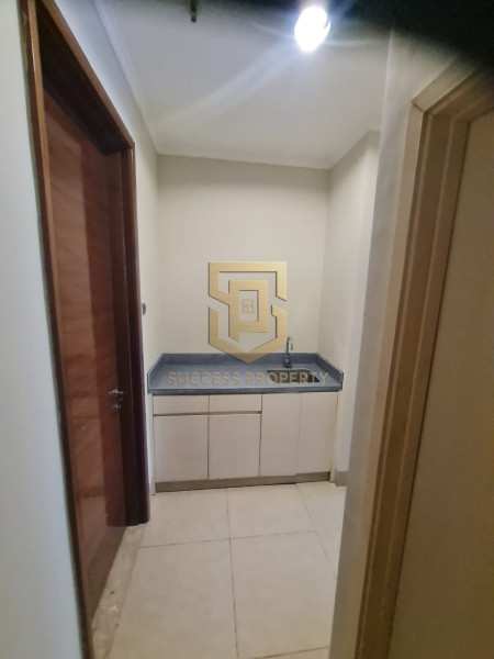 District 8 Tower Infinity High Floor