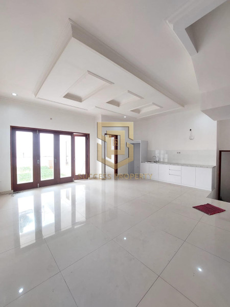 Rumah Mewah di Cilandak Timur